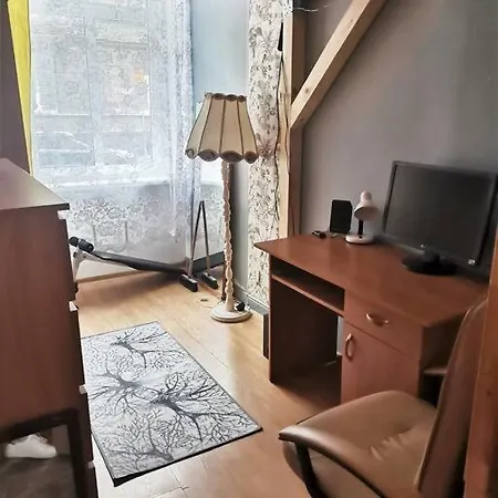 Apartment Apartament Dla Cyfrowych Nomadow I Doskonala Baza Wypadowa W Gory I Na Rower Jelenia Góra